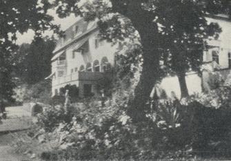 En solig vy från Fridhem.