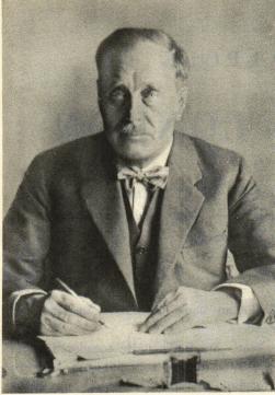 H. G. WELLS H. G. WELLS