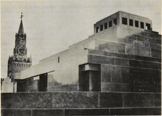 LENINS MAUSOLEUM PÅ RÖDA TORGET I MOSKVA