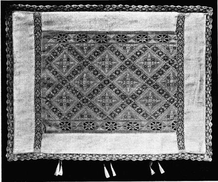 Fig. 12. Örngått. 1600-talet N. M. 110 433.