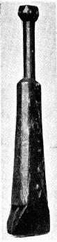 Fig. 8. Barkkrossare<bfrån Ryska lappmarken.<bL. 0,545 m. N. M. 112.701. Fig. 8. Barkkrossare<bfrån Ryska lappmarken.<bL. 0,545 m. N. M. 112.701.