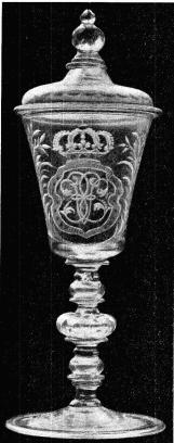 Fig. 6. Pokal af glas med Ulrika Eleonora d. y:s namnchiffer. H. 39,5 cm. N. M. 77,072. Fig. 6. Pokal af glas med Ulrika Eleonora d. y:s namnchiffer. H. 39,5 cm. N. M. 77,072.
