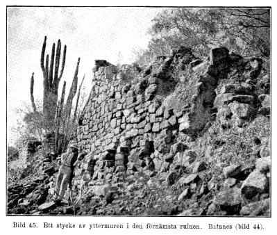 Bild 45. Ett stycke av yttermuren i den förnämsta ruinen. Batanes (bild 44).