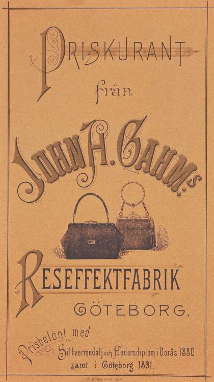 PRISKURANT<bfrån<bJOHN H. GAHM:s<bRESEFFEKTFABRIK<bGÖTEBORG.<bPrisbelönt med<bSilfvermedalj och Hedersdiplom i Borås 1880<bsamt i Göteborg 1891.<b<smal934. GÖTEBORGS LITH. AKTIEBOLAG</smal