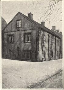 Värdshuset Klippan<b<smal(Klippgatan n:r 7, där skeppsprästen Jakob Wallenberg,</smal<b<smalförf. till “Min son på Galejan“, bodde på 1700-talet).</smal Värdshuset Klippan<b<smal(Klippgatan n:r 7, där skeppsprästen Jakob Wallenberg,</smal<b<smalförf. till “Min son på Galejan“, bodde på 1700-talet).</smal