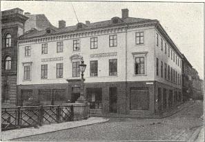 Hörnhus vid Kors- och Södra Hamngatorna<b(fordom Blidbergarnas)