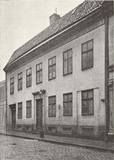 Det forna Lindströmska köpmanshuset<b(å nuvarande Viktoriabiografens plats, Kungsgatan 46)