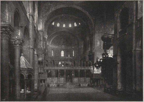 Fig. 4. S. Marco. Interiör.