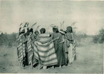 28. Dansande ashluslaymän.