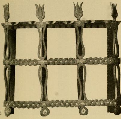 Tablett        Hänggestell        Hanging shelf<bFig. 48. L. 76 cm. Bohuslän. Rum 19.