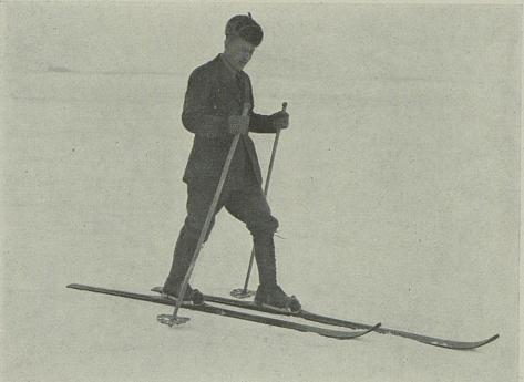 Ellsworth øver sig på ski.