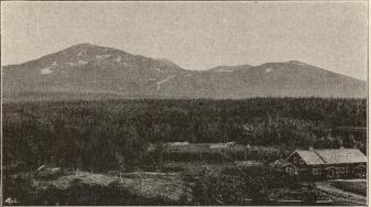Enaforsholm och Snasahögarna vid Norra stambanan.