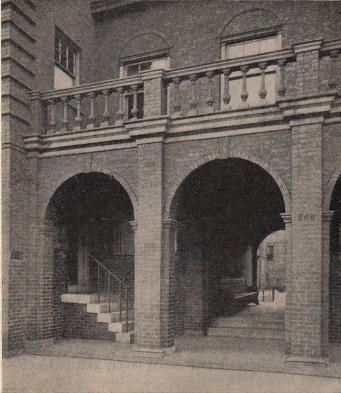 Ingång till Hull-House.