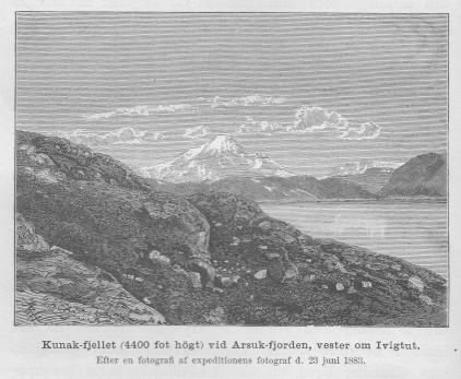 <smalIll. R. H.[=Haglund]                         W. MEYER, X. A.</smal<bKunak-fjellet (4400 fot högt) vid Arsuk-fjorden, vester om Ivigtut.<bEfter en fotografi af expeditionens fotograf d. 23 juni 1883.