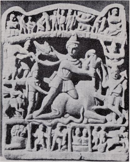 Mithras som tjurdödare. "Genom en del hål i golvet rann blodet<bned på den sanningssökande, som låg i en grop under golvet."<bMarmorrelief funnen 1940 i Thracien ur M. J. VERMASEREN, Corpus<binscriptionum et monumentorum religionis Mithriacae, Vol. 2, monum.<b2338, Haag 1960.