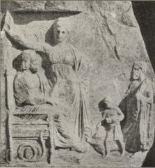 Fig. 2. Asklepios og Hygieia i et attisk Votivrelief fra 4. Aarh. f. Kr.