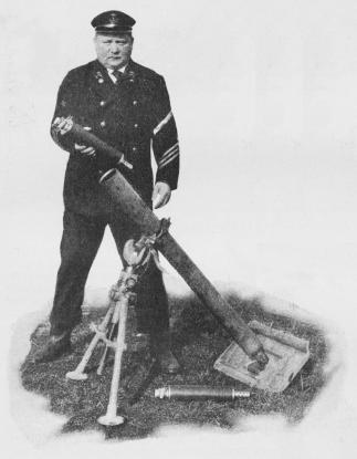 Fig. 7. Engelsk 81 mm Stokes gun.