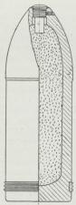Fig. 7.<bÆldre<bStøbejernsgranat med<bSprængladning<baf<bSortkrudt.