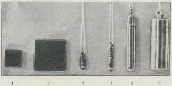 Fig. 1. 1—2: Pladepræparater à 5 mm gr. Ra. El. 3—4: Tubepræparater à<b20 og 10 mm gr. Ra. El. 5—6: Filtre (til Behandling af Livmoderkræft).