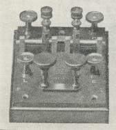 Fig. 19. Dobbeltnøgle til Kabeltelegrafi.