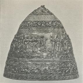 Den saakaldte Saitapharnes’ Tiara i Musée des arts décoratifs. Den saakaldte Saitapharnes’ Tiara i Musée des arts décoratifs.