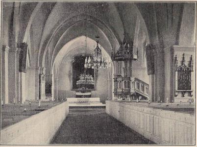 Fig. 10. Det inre av Växjö domkyrka (omkring 1890).