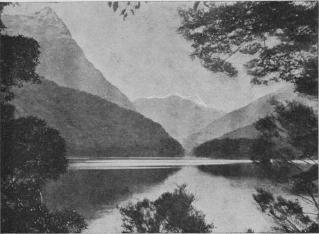 Sjön Te Anau, Otago.