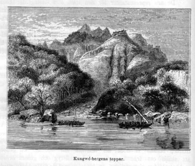 Kungwé-bergens toppar.