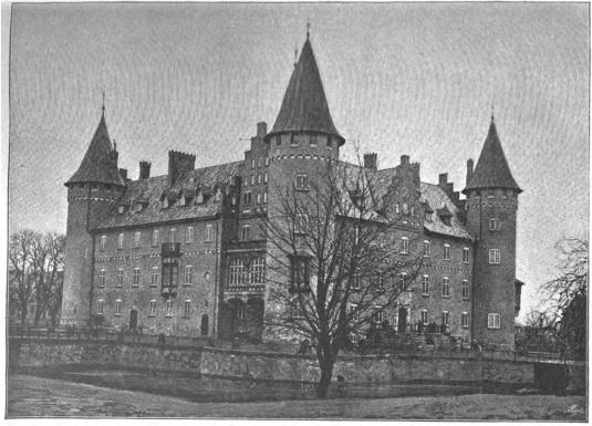 <bTrolleholms slott i Skåne.<b<smalEfter fotografi af Carl Kilsson, Norrköping.</smal<b<smal(Se texten under Bokanmälan).</smal