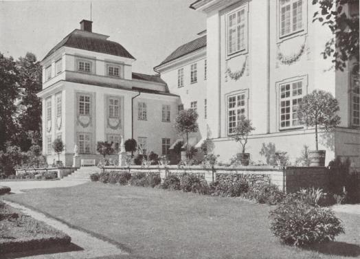 SLOTTSBYGGNADEN VID ERIKSBERG, SÖDERMANLANDS<bSTÖRSTA JORDAGODS.<b<bC. G. ROSENBERG foto.