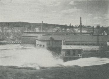 Kallvalsverket i Munkfors. Kallvalsat stål är i våra dagar en världsartikel med den<bmest mångsidiga användning.<bJ. Hertzberg foto.