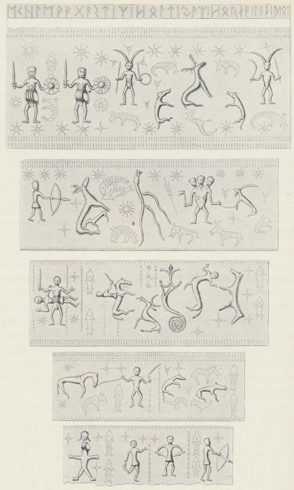 Det kortare Gallehushornets bilder, bland vilka man tror sig återfinna nordiska gudar,<bi översta raden Oden och Frö, de behornade figurerna, i andra raden Ullr, bågskytten,<bsamt Tor, den trehövdade gestalten med yxa och bock som kännemärken.